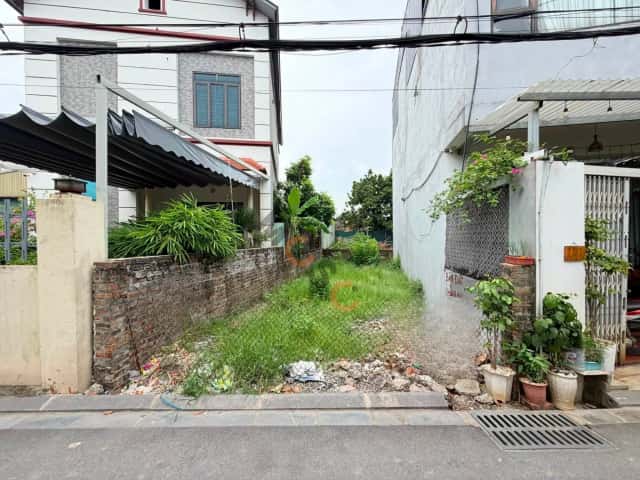 Đất 61 m² · Thôn Quan Âm
